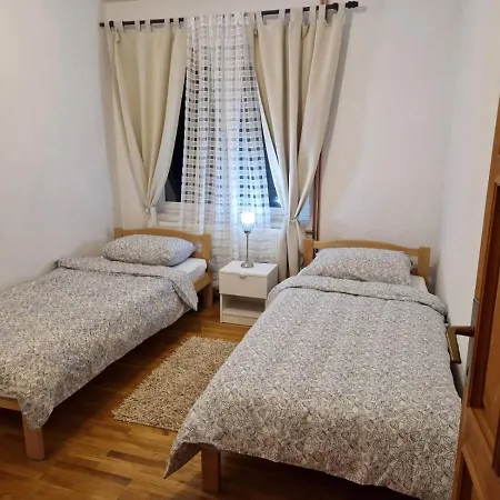 M&m Bazen Willa Gorazde