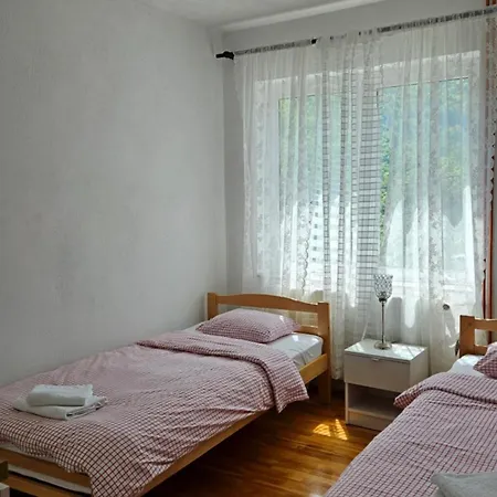 M&m Bazen Willa Gorazde