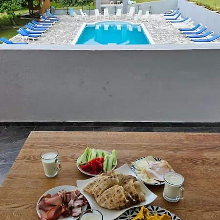 M&m Bazen Willa Gorazde